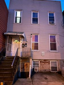 107 Zabriskie St, Jersey City, NJ, 07307