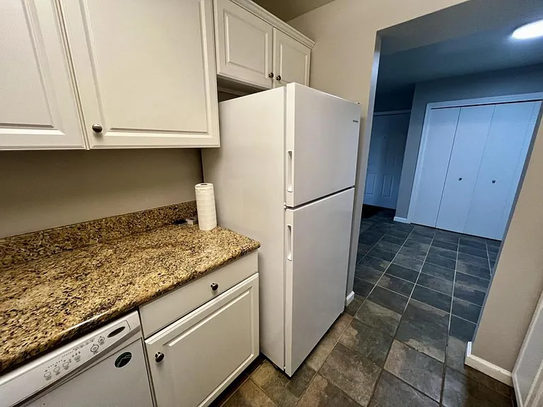 950 Life Dr #2 — Photo 9