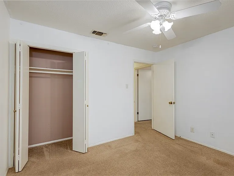 1908 Leslie Dr — Photo 16