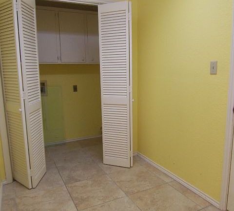 4th image of 810 Cimarron Dr