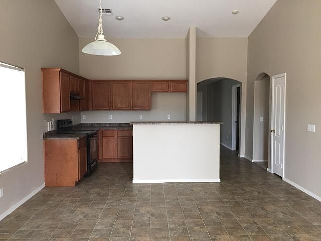 1st image of 10051 W Preston Ln