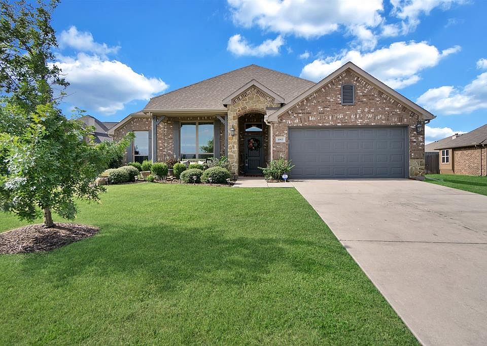 1st image of 1003 Seminole Ln