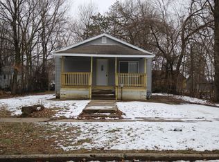 1207 N 9th St, Niles, MI 49120