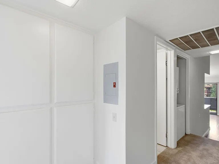 479 Costa Mesa Ter #F — Photo 17
