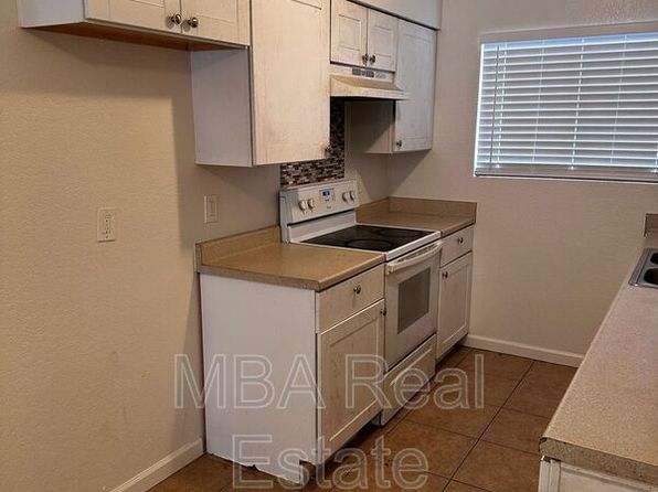 260 W 8th Ave #135