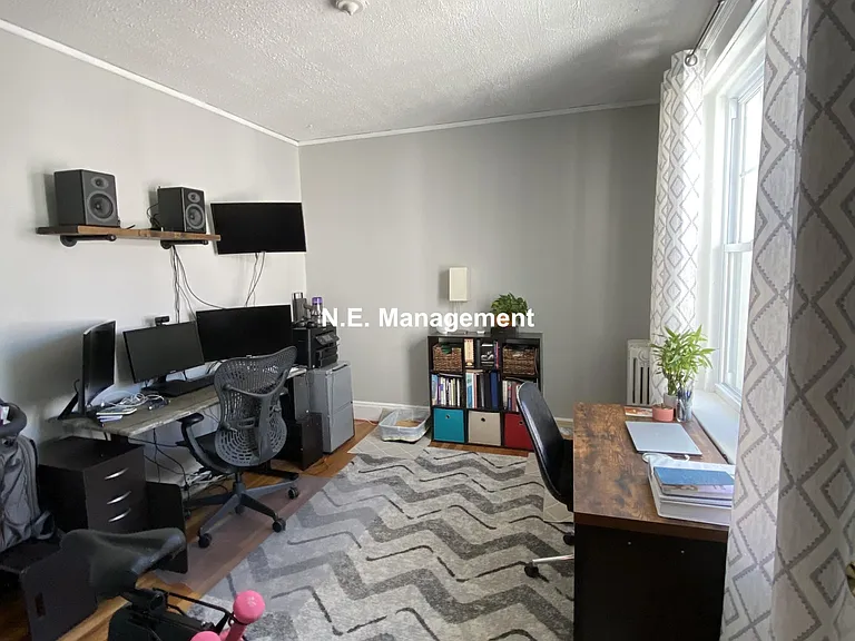 339 S Huntington Ave #10 — Photo 13