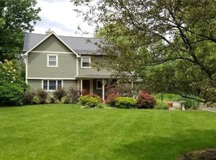 263 Frankhauser Rd, Williamsville, NY 14221