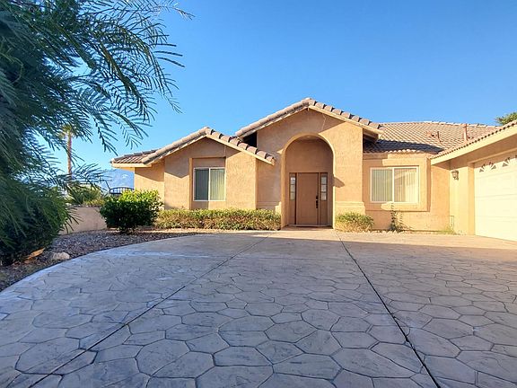 2nd image of 64635 Picard Ct