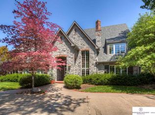 709 S 96th St, Omaha, NE 68114