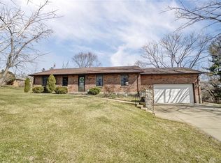1326 Wallaby Dr, Dayton, OH 45432