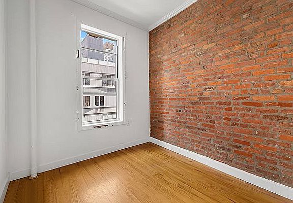 4th image of 106 Norfolk St APT 24