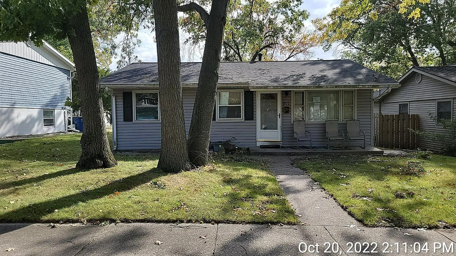 114 Logan St photo 1