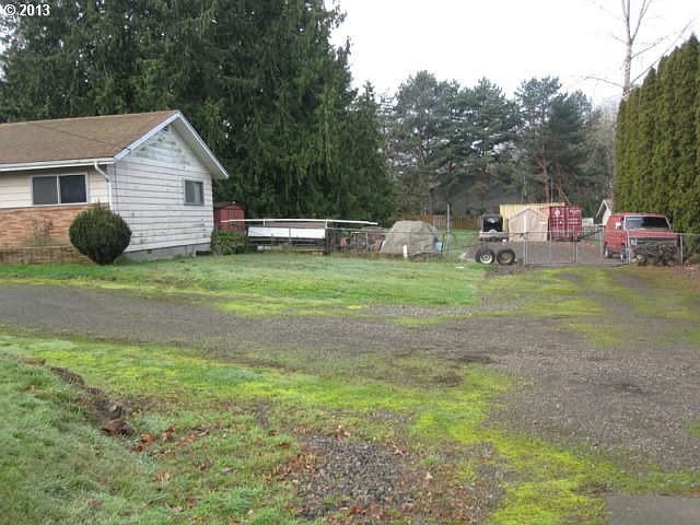 2nd image of 11045 SW Hall Blvd