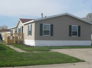 160 Woodlake Run, Yoder, IN 46798