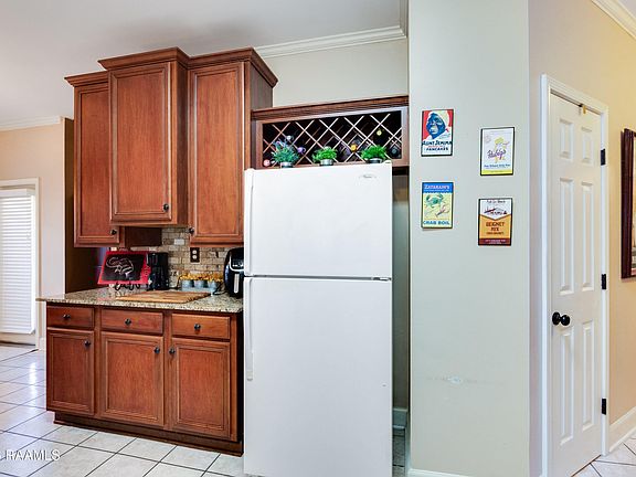 4th image of 100 Ashland Park Dr