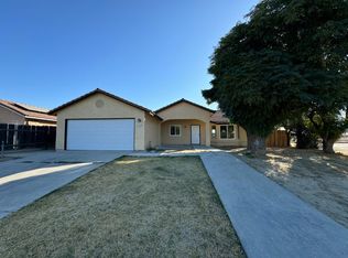 301 Blanco St, Mendota, CA 93640