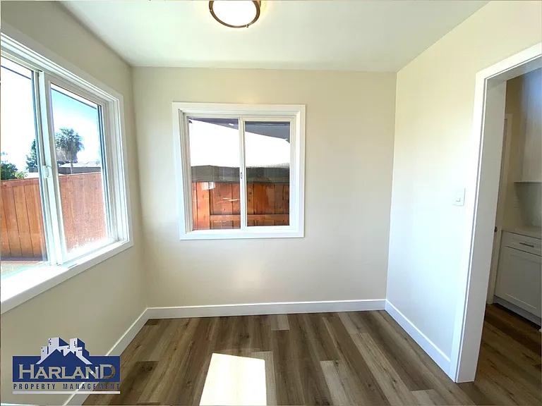 2250-2254 Garnet Ave #2250 — Photo 6