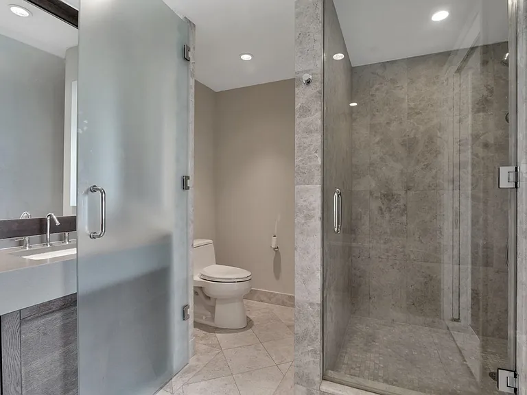 1000 Avenue At Port Imperial #501 — Photo 14