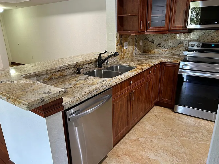 2516 Centergate Dr #102 — Photo 6