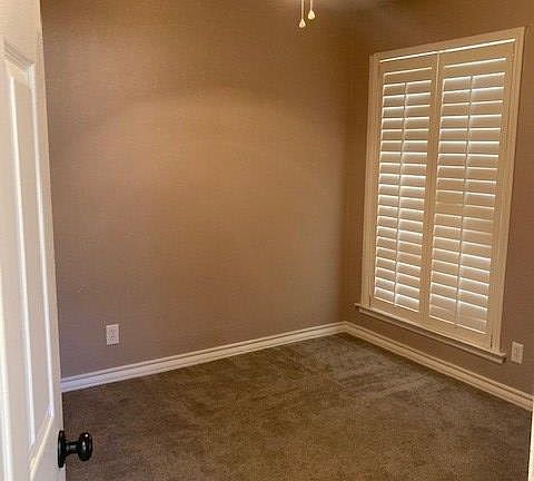 5th image of 318 Rockylane Dr