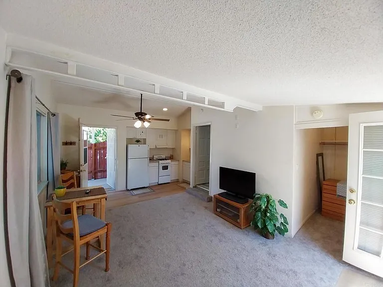 1248B Donald Way — Photo 5
