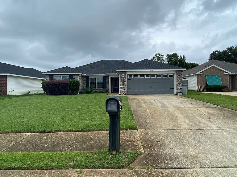 6486 Surfside Cv — Photo 1