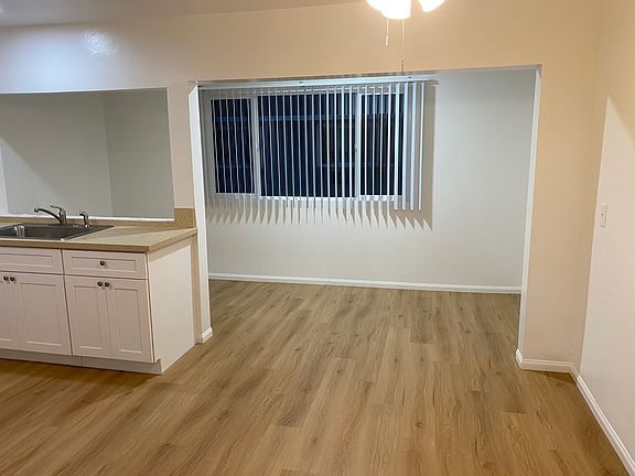3rd image of 2547 E Terrace St APT C
