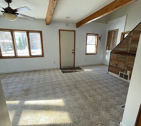 3rd image of 1101 Leslie St