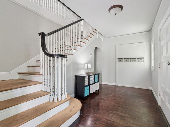 7389 Magnolia Ave #23