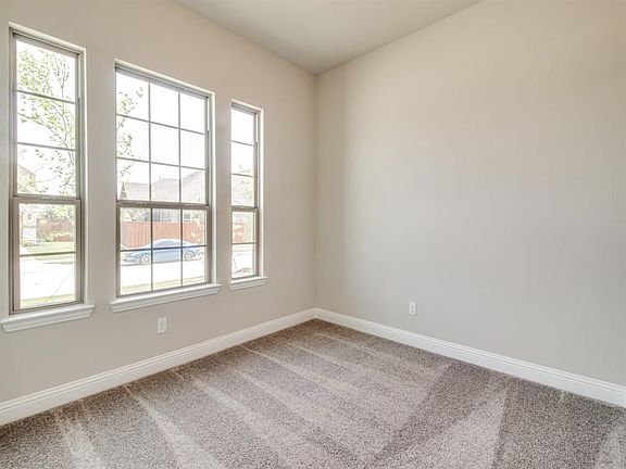 5th image of 1509 Coleto Creek Dr