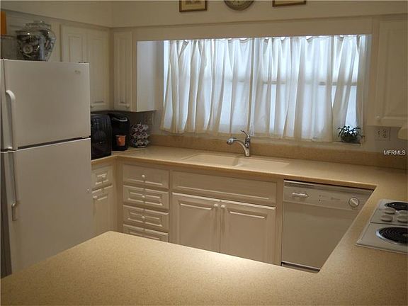 4th image of 3029 Tyrone Ln