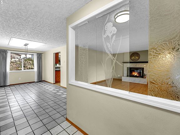 5th image of 11401 NE 29th Ave