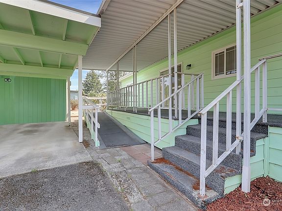 4th image of 3025 35th Avenue E #70