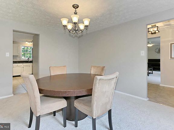 5th image of 8455 Brass Knob Ct