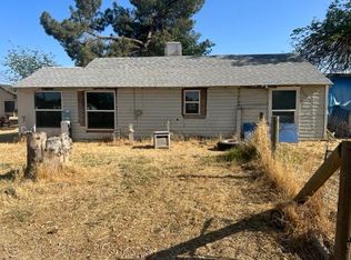 3187 W Caruthers Ave, Caruthers, CA 93609