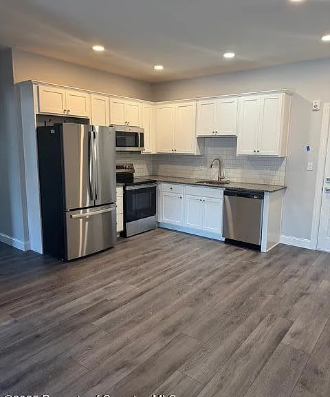 407 Circle Dr — Photo 6
