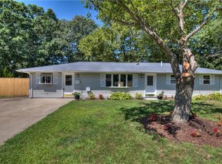 45 Haverhill Ave, Warwick, RI 02886