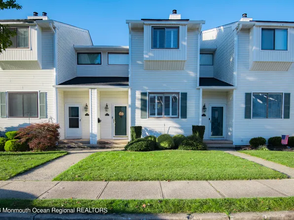 374 Middlewood Road, Middletown, NJ 07748