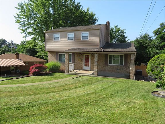 2nd image of 3407 Pinewood Dr