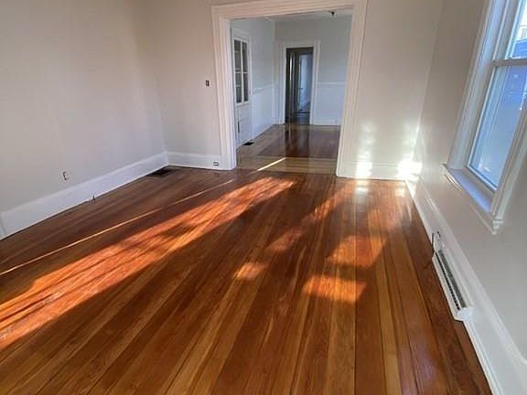 3rd image of 54 Putnam St #1
