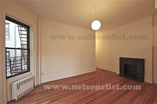 Rented by R New York | media 5