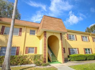 393 S McMullen Booth Rd APT 1, Clearwater, FL 33759