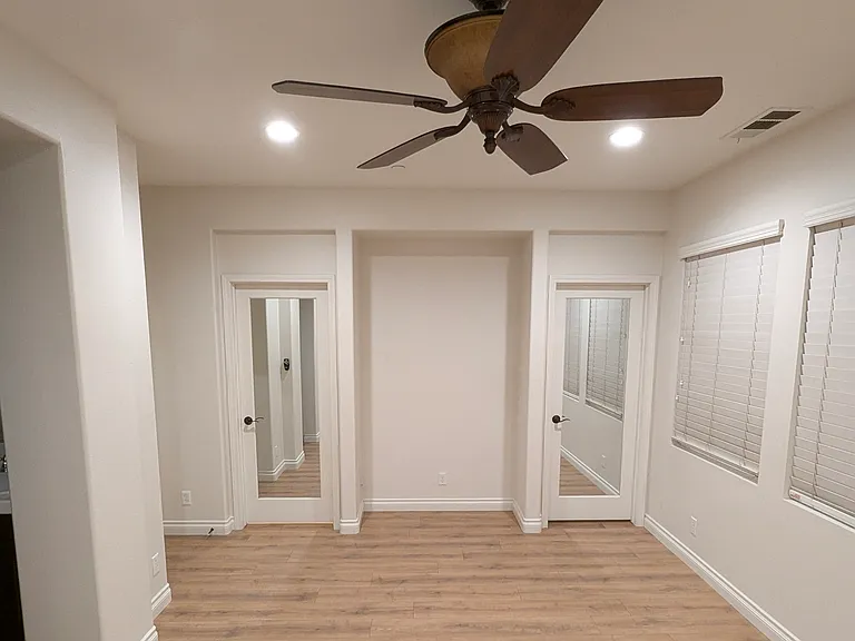 Silva Dr — Photo 28