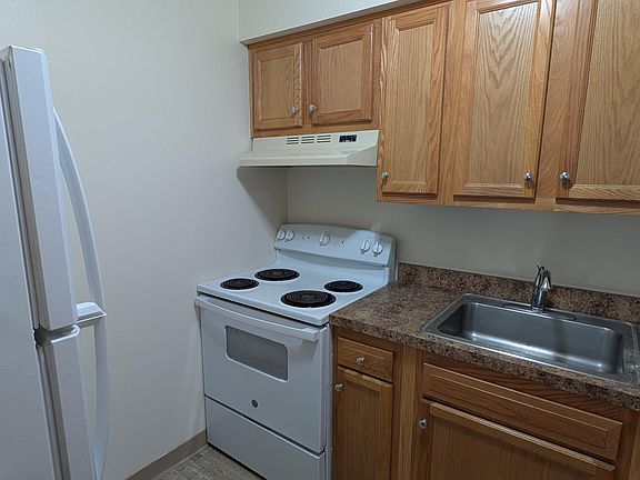 3rd image of 6605 Katahdin Dr #4
