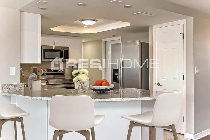 7230 Lincoln Park Ln — Photo 3