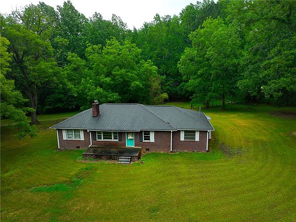3rd image of 3961 Forrester Rd