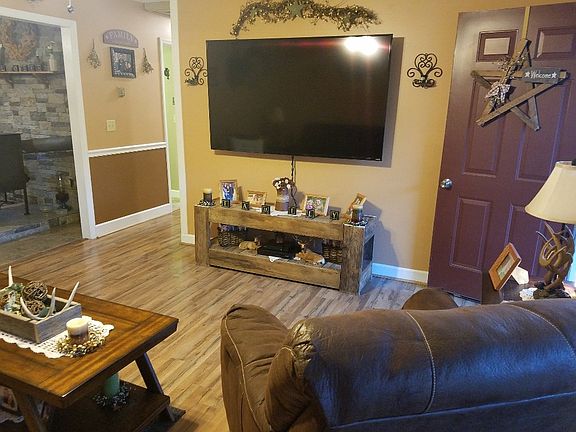 5th image of 126 Whippoorwill Ln