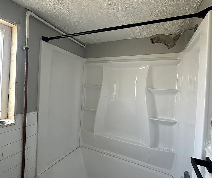 2333 Rustic Rd — Photo 6