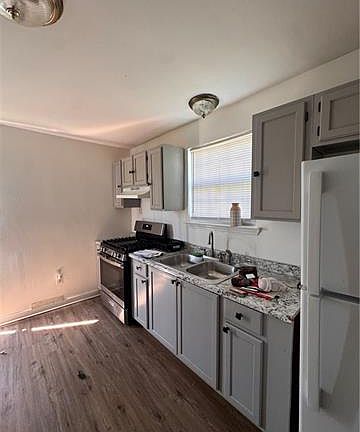 3rd image of 519 Westwego Ave