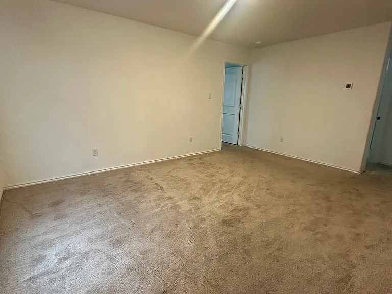 1139 Catfish Ln — Photo 7